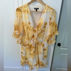 Express romper size M